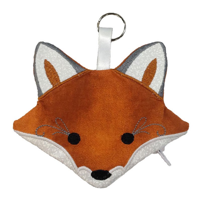 Embroidery Skill Series #3: Foxy Zipper Pouch 3/4
